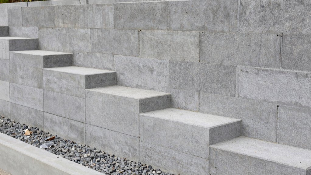 constructing durable concrete block wall